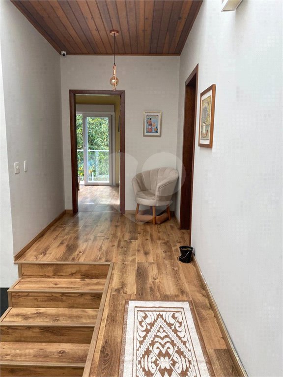 Casa à venda com 4 suítes no condomínio Alpes da Cantareira, Mairiporã - SP