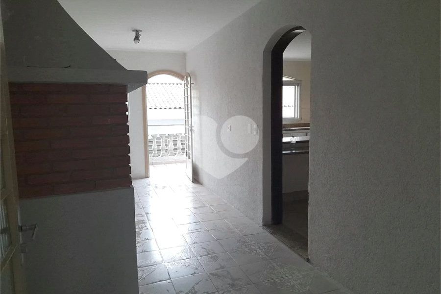 Sobrado à venda com 4 quartos, sendo 1 suíte, em Jaçanã, São Paulo, SP