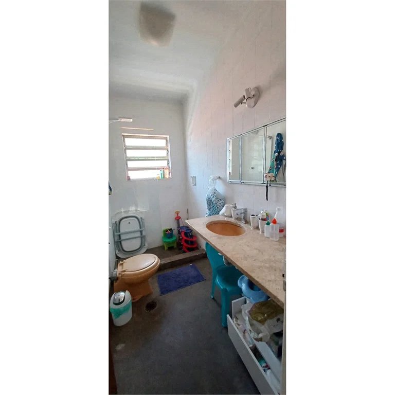 Sobrado à venda com 4 quartos, sendo 1 suíte, em Jardim Colombo, São Paulo, SP