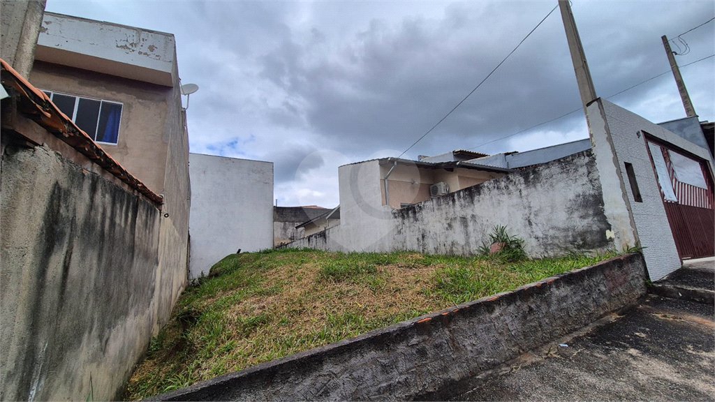Terreno à venda no condomínio Jardim Villa Amato, Sorocaba - SP
