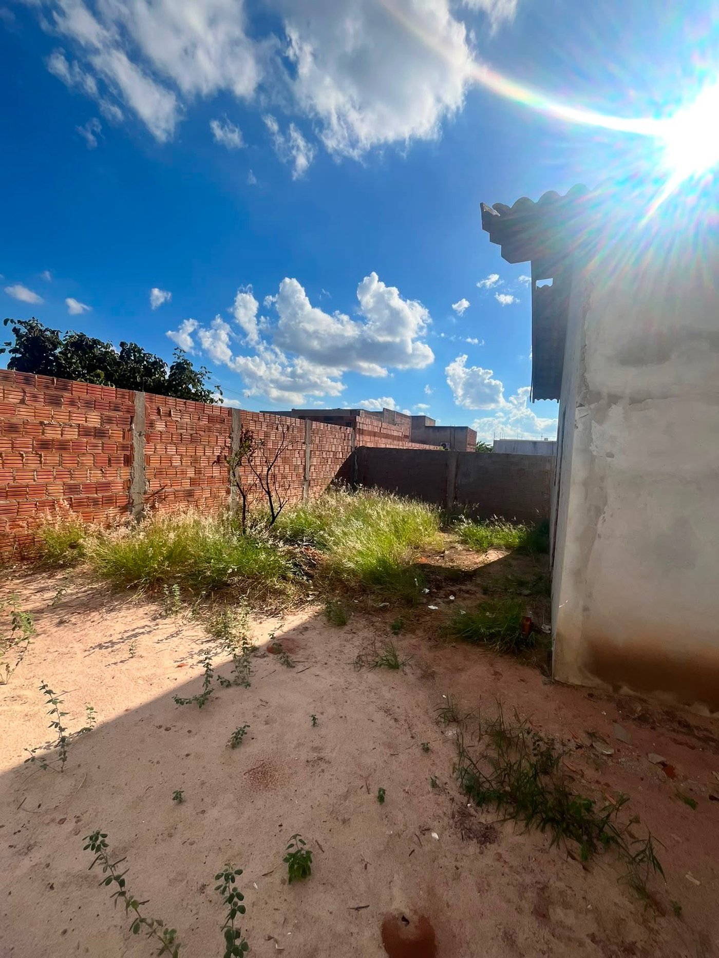 Casa à venda com 2 quartos em Real Park, Três Lagoas, MS