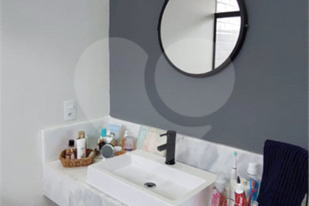 Casa à venda ou para alugar com 4 suítes no condomínio Figueira Garden, Atibaia - SP