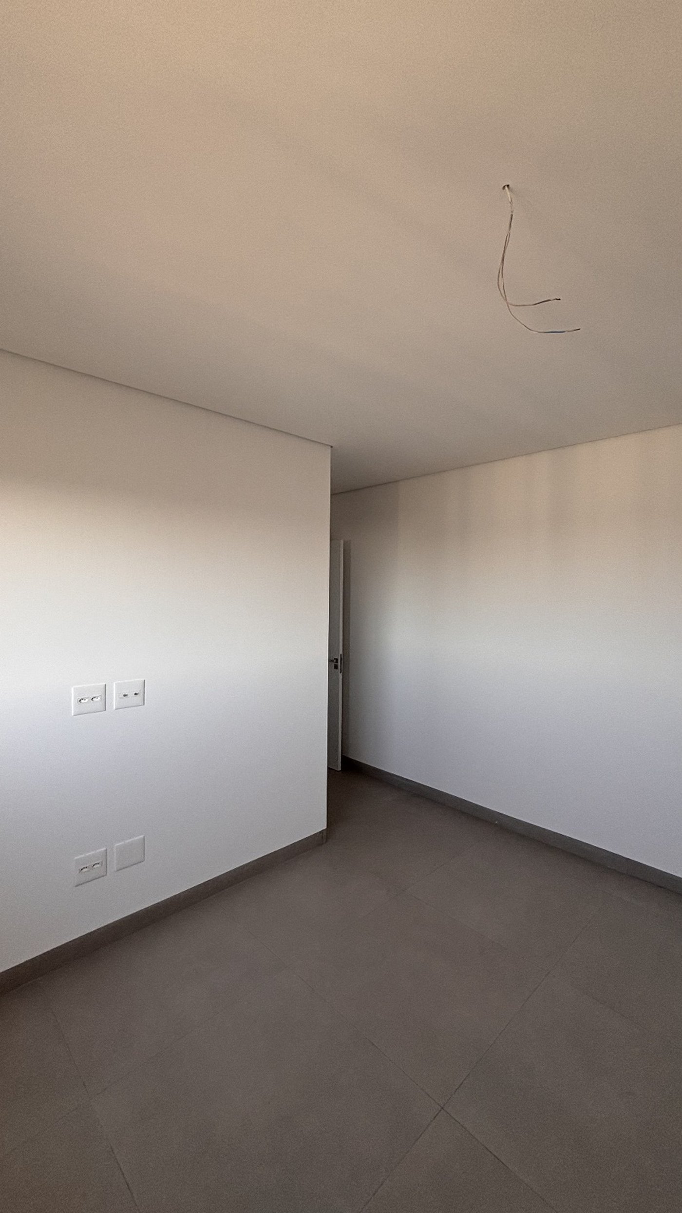Apartamento à venda com 3 suítes em Edifício Majestic, Presidente Prudente, SP