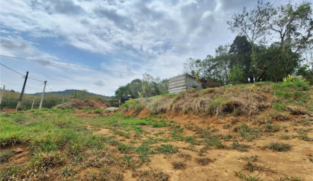 Terreno à venda com 1 suíte em Caixa D´água, Vinhedo, SP