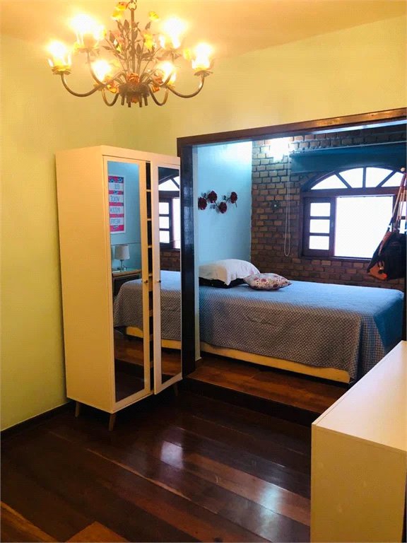 Casa Térrea à venda com 3 quartos, sendo 1 suíte, em Jardim Londrina, São Paulo, SP