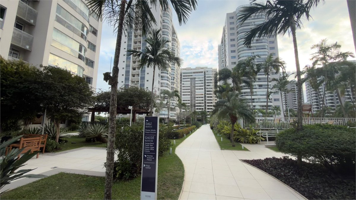Apartamento à venda com 2 quartos, sendo 1 suíte,  em Camorim, Rio de Janeiro, RJ