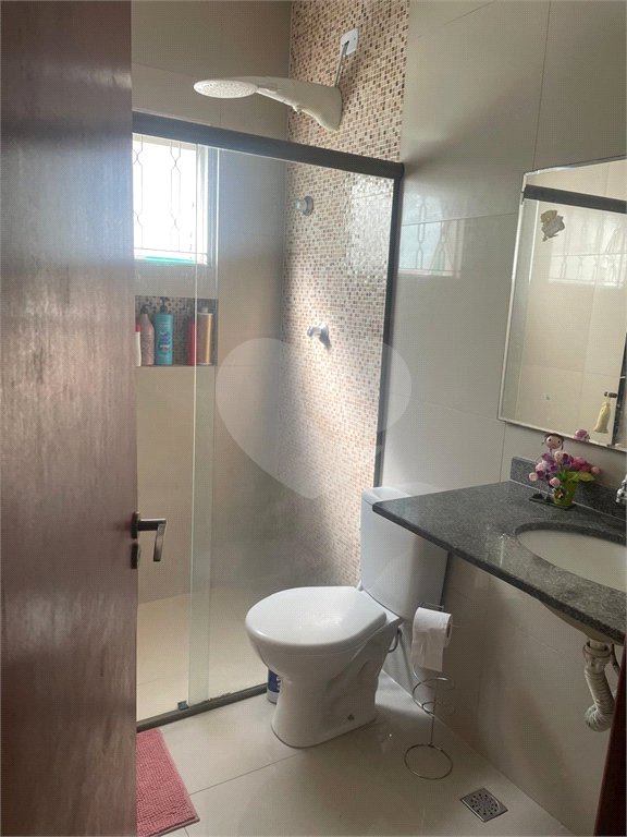 Casa à venda com 3 quartos, sendo 1 suíte, em Jardim Uirá, São José dos Campos, SP