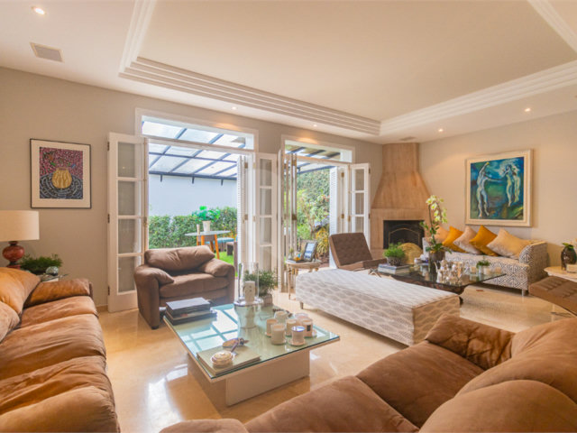Casa à venda com 4 quartos, sendo 3 suítes,  em Brooklin, São Paulo, SP