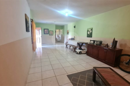 Chácara à venda com 3 quartos, sendo 1 suíte, em Vila Reis, Itapetininga, SP