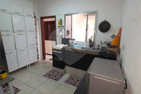 Casa Térrea à venda com 2 quartos em Jardim Brasil, Atibaia, SP