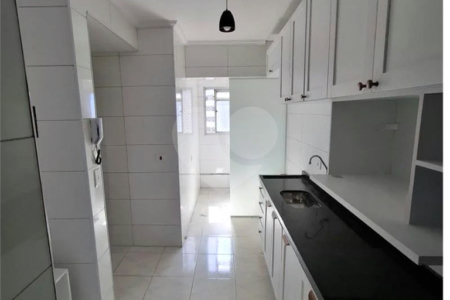 Apartamento à venda com 2 quartos em Vila Constança, São Paulo, SP