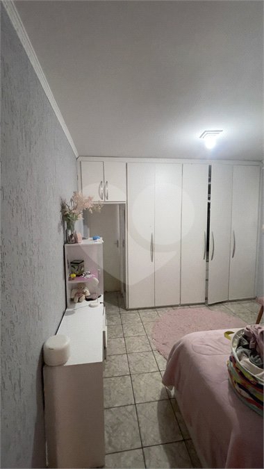 Sobrado à venda com 3 suítes em Jardim Ester Yolanda, São Paulo, SP
