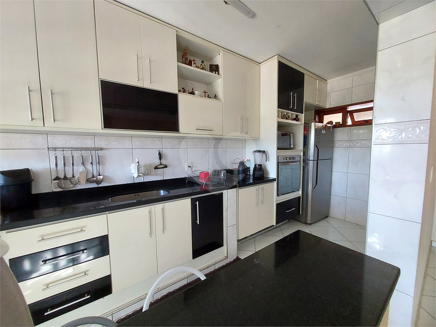 Casa à venda com 5 quartos, sendo 1 suíte, em Santa Claudina, Vinhedo, SP