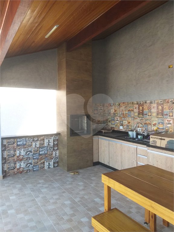 Casa á venda em Atibaia SP
