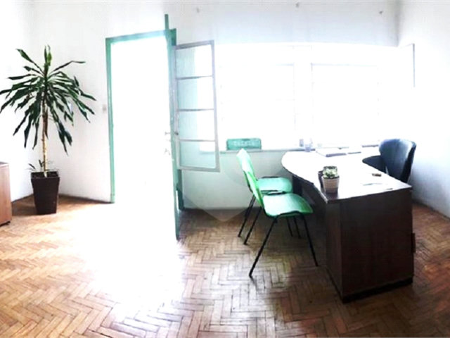 Sobrado à venda com 5 quartos, sendo 1 suíte,  em Santana, São Paulo, SP