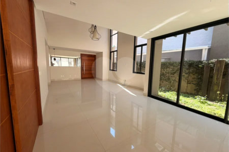 CASA À VENDA CONDOMINIO PORTAL BRAGANÇA | 4 SUÍTES | PISCINA
