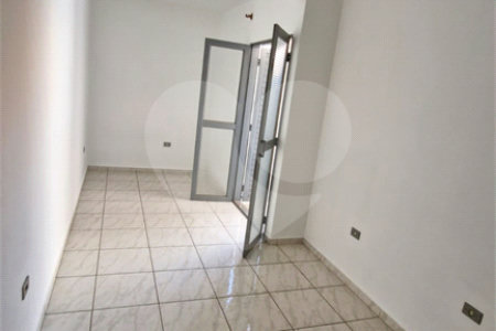Sobrado à venda com 4 quartos, sendo 1 suíte, em Jardim Hubert, Indaiatuba, SP