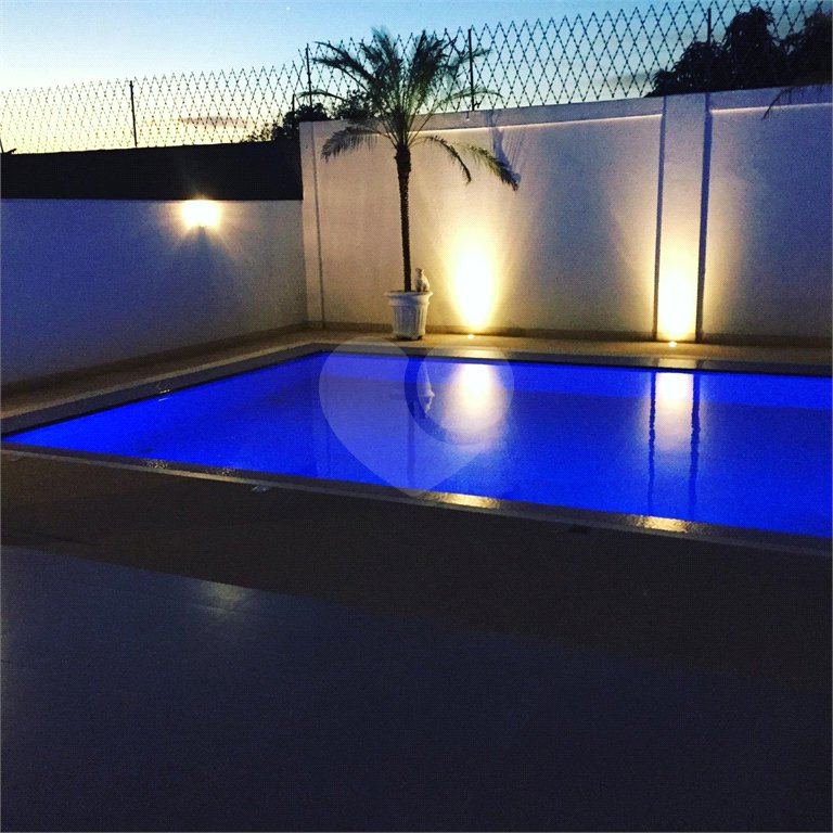 Casa à venda com 3 suítes no condomínio Terras de Jundiaí, Jundiaí - SP
