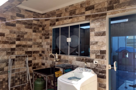Casa à venda com 3 quartos em Jardim Esperança, Mogi das Cruzes, SP