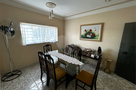 Casa à venda com 3 quartos, sendo 2 suítes,  em Jardim Itália, Itapetininga, SP