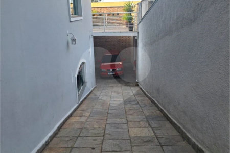 Sobrado à venda com 4 quartos, sendo 1 suíte, em Jardim Leonor Mendes de Barros, São Paulo, SP