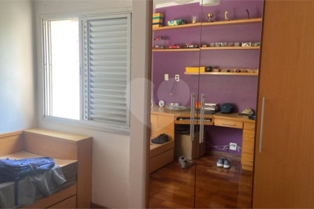 Apartamento à venda com 3 quartos, sendo 1 suíte, em Jardim Marajoara, São Paulo, SP