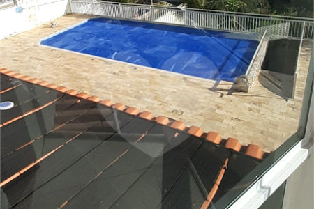 Casa à venda com 4 quartos, sendo 1 suíte, no Centro, Bom Jesus dos Perdões, SP