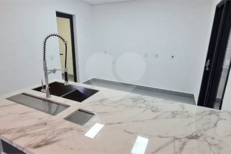 Casa à venda com 3 suítes no condomínio Reserva dos Vinhedos, Louveira - SP