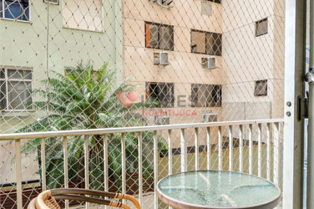 Apartamento à venda com 3 quartos, sendo 1 suíte,  em Lagoa, Rio de Janeiro, RJ