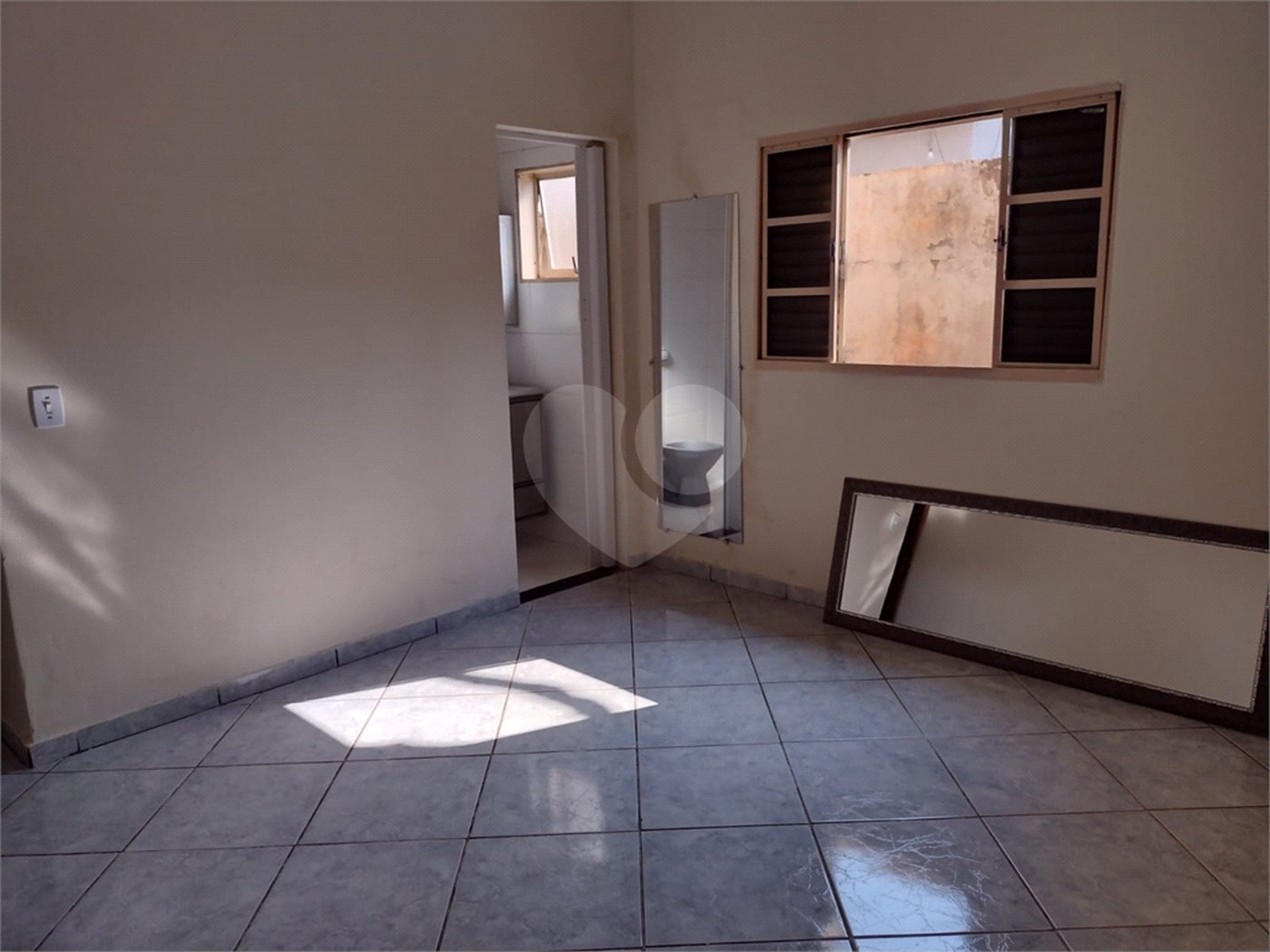 Casa à venda com 2 quartos, sendo 1 suíte, em Santa Eudóxia, São Carlos, SP