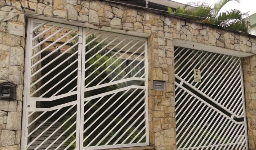 Sobrado à venda com 3 quartos, sendo 1 suíte,  em Vila Maria Alta, São Paulo, SP