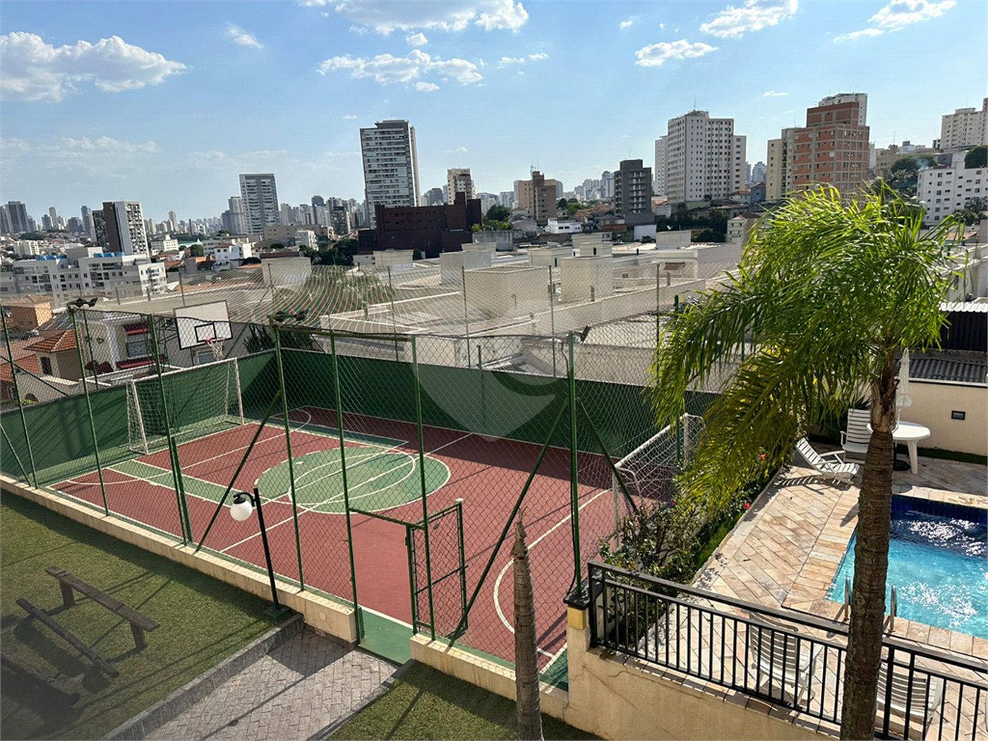 Apartamento à venda com 3 quartos, sendo 1 suíte, em Vila Monumento, São Paulo, SP