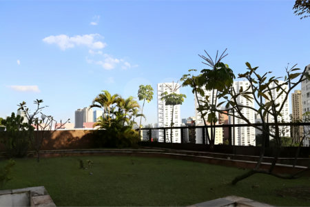 Apartamento à venda com 4 quartos, sendo 3 suítes,  em Real Parque, São Paulo, SP