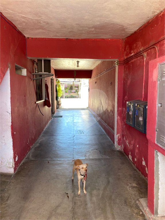 Sobrado à venda com 4 quartos em Jardim Cacique, Suzano, SP