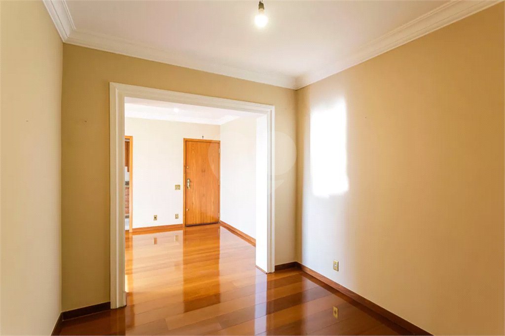 Apartamento à venda com 2 quartos, sendo 1 suíte, em Vila Olímpia, São Paulo, SP
