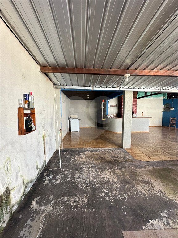 Casa à venda com 4 quartos, sendo 1 suíte,  em Jardim Estoril, Ponta Porã, MS