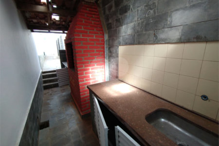 Casa à venda ou para alugar com 4 quartos, sendo 3 suítes,  no Centro, Itapetininga, SP
