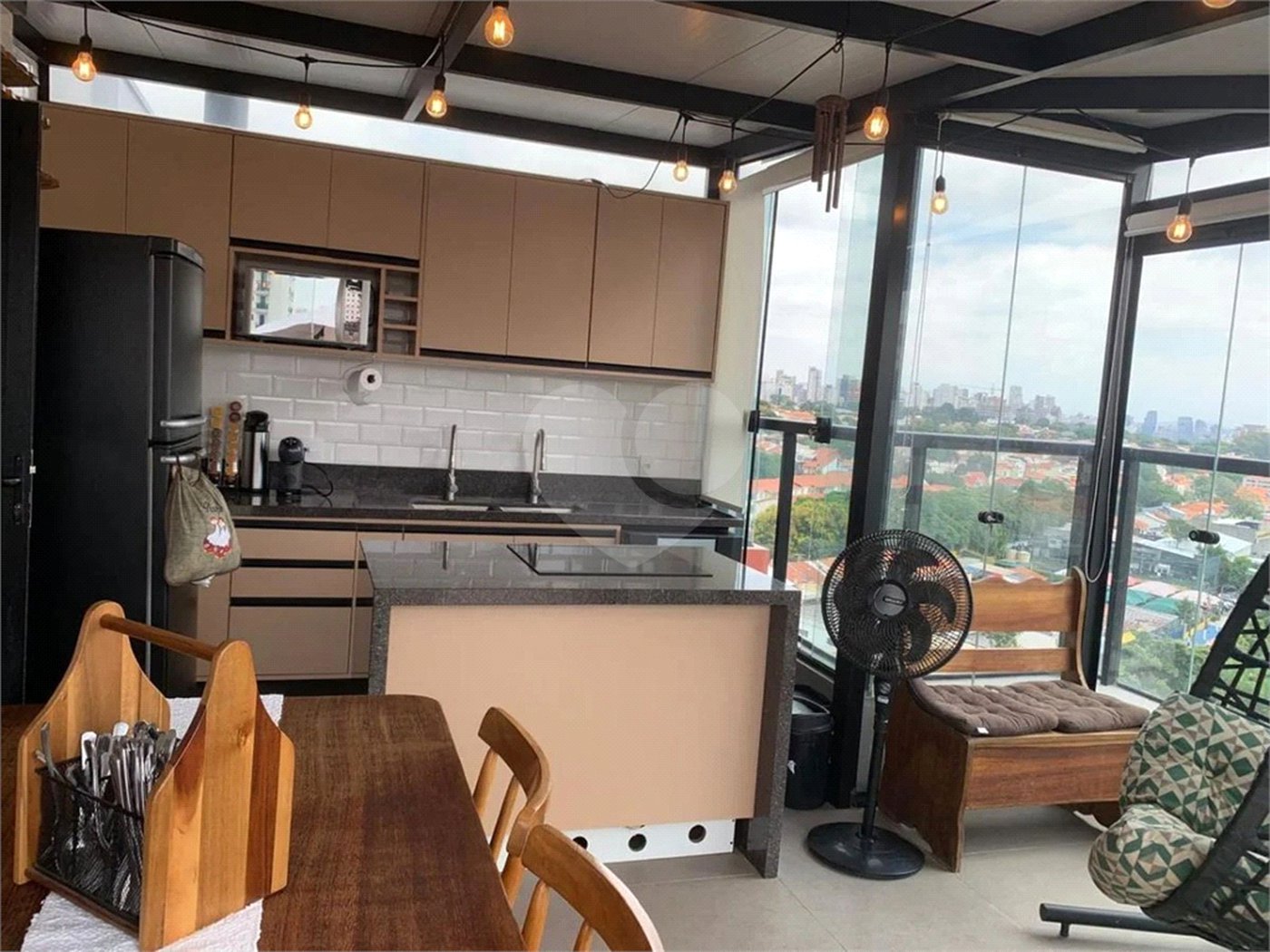 Cobertura á venda no Planalto Paulista com 173 m² com 3 quartos, sendo 2 suítes,2 vagas- Condominio Bit Casemiro-Avenida Senador Casimiro da Rocha-São Paulo