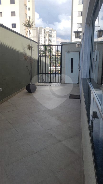Casa à venda ou para alugar com 2 suítes no condomínio Santa Teresinha, São Paulo - SP