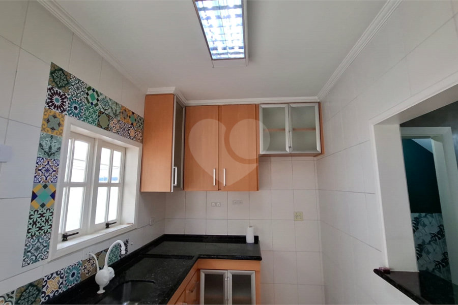 Casa à venda com 2 suítes no condomínio Village Palmas, São Paulo - SP
