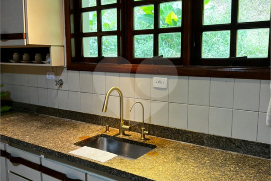 Casa à venda com 4 suítes no condomínio Alpes da Cantareira, Mairiporã - SP