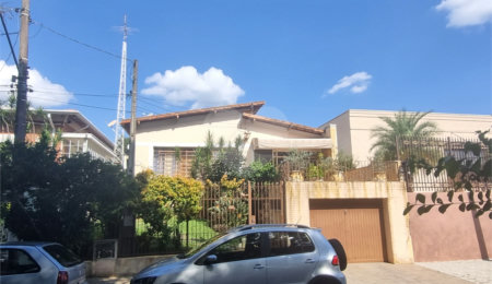 Casa à venda com 3 quartos no Centro, Vinhedo, SP