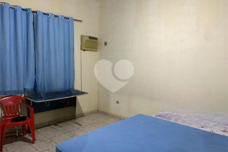Casa à venda com 4 quartos em Jardim Roriz, Três Lagoas, MS