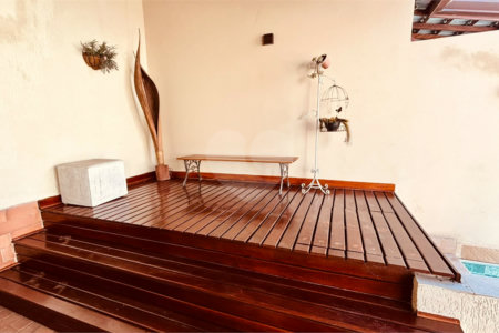 Sobrado à venda com 3 quartos, sendo 1 suíte, em Chácara Recanto Verde, Cotia, SP