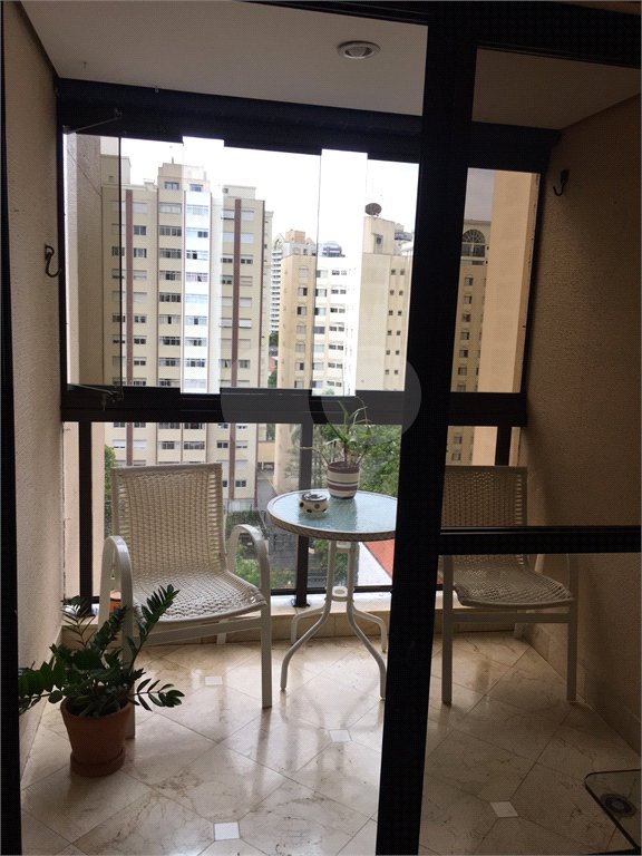Apartamento à venda com 2 quartos, sendo 1 suíte, em Vila Pompéia, São Paulo, SP