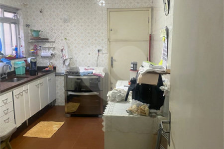 Sobrado à venda ou para alugar com 3 quartos, sendo 1 suíte, em Vila Carrão, São Paulo, SP
