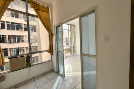 Apartamento à venda ou para alugar com 1 suíte no Centro, Rio de Janeiro, RJ