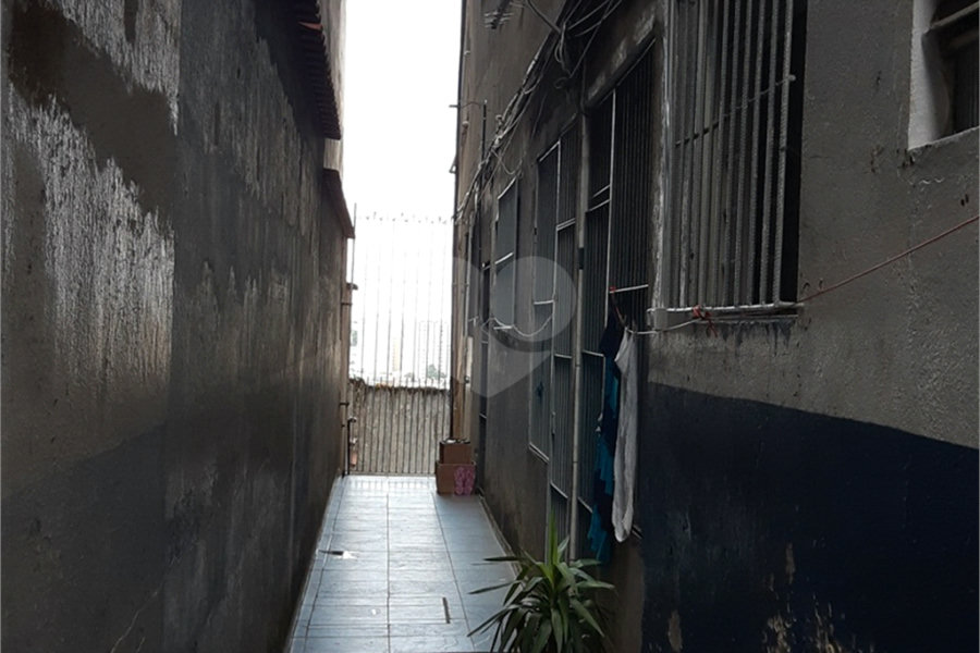 Sobrado à venda com 20 quartos em Jardim Peri, São Paulo, SP