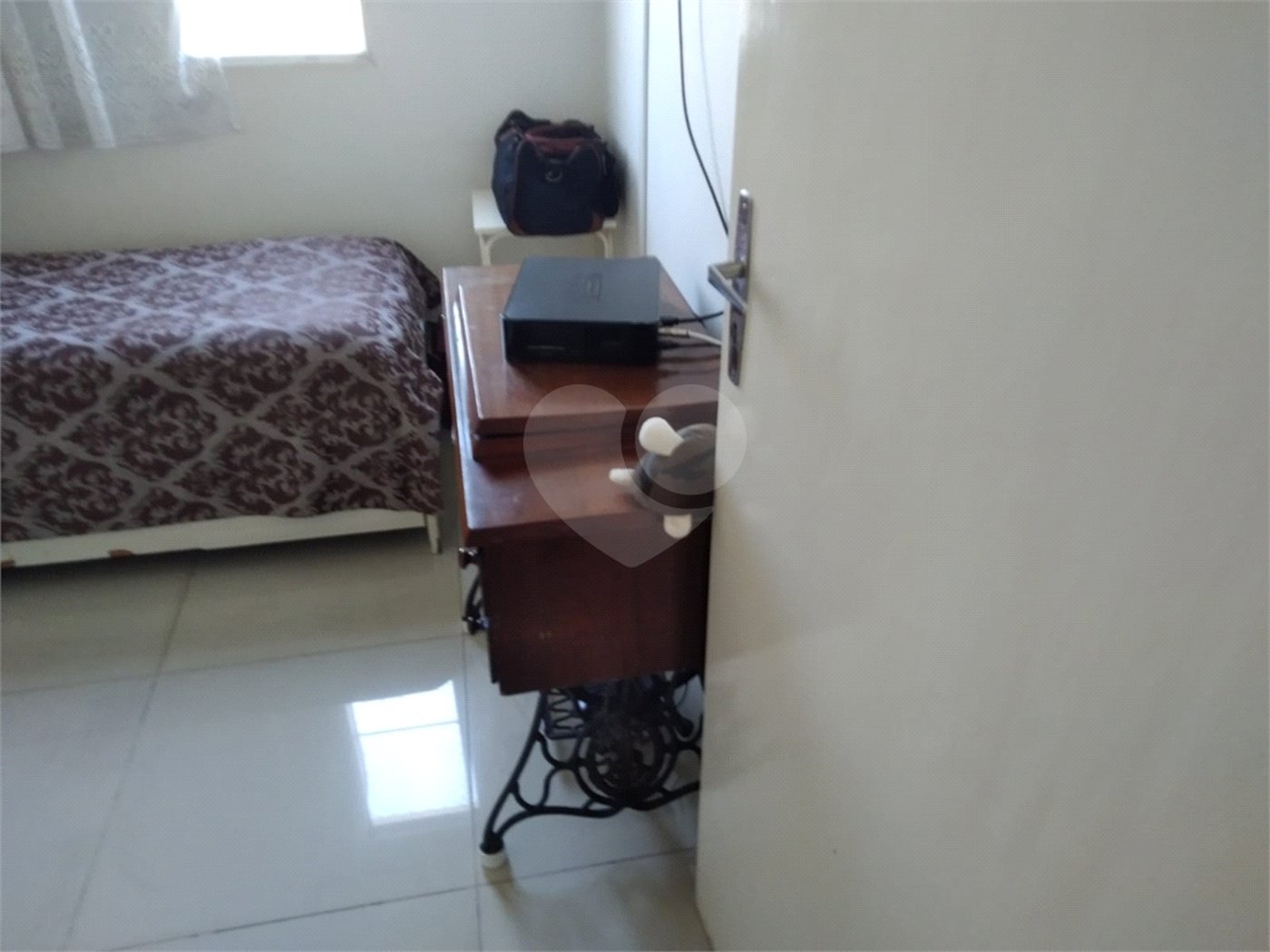 Apartamento à venda com 3 quartos, sendo 1 suíte, em Parque Santana, Mogi das Cruzes, SP