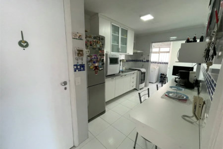 Apartamento à venda com 3 quartos, sendo 1 suíte, em Brooklin Paulista, São Paulo, SP